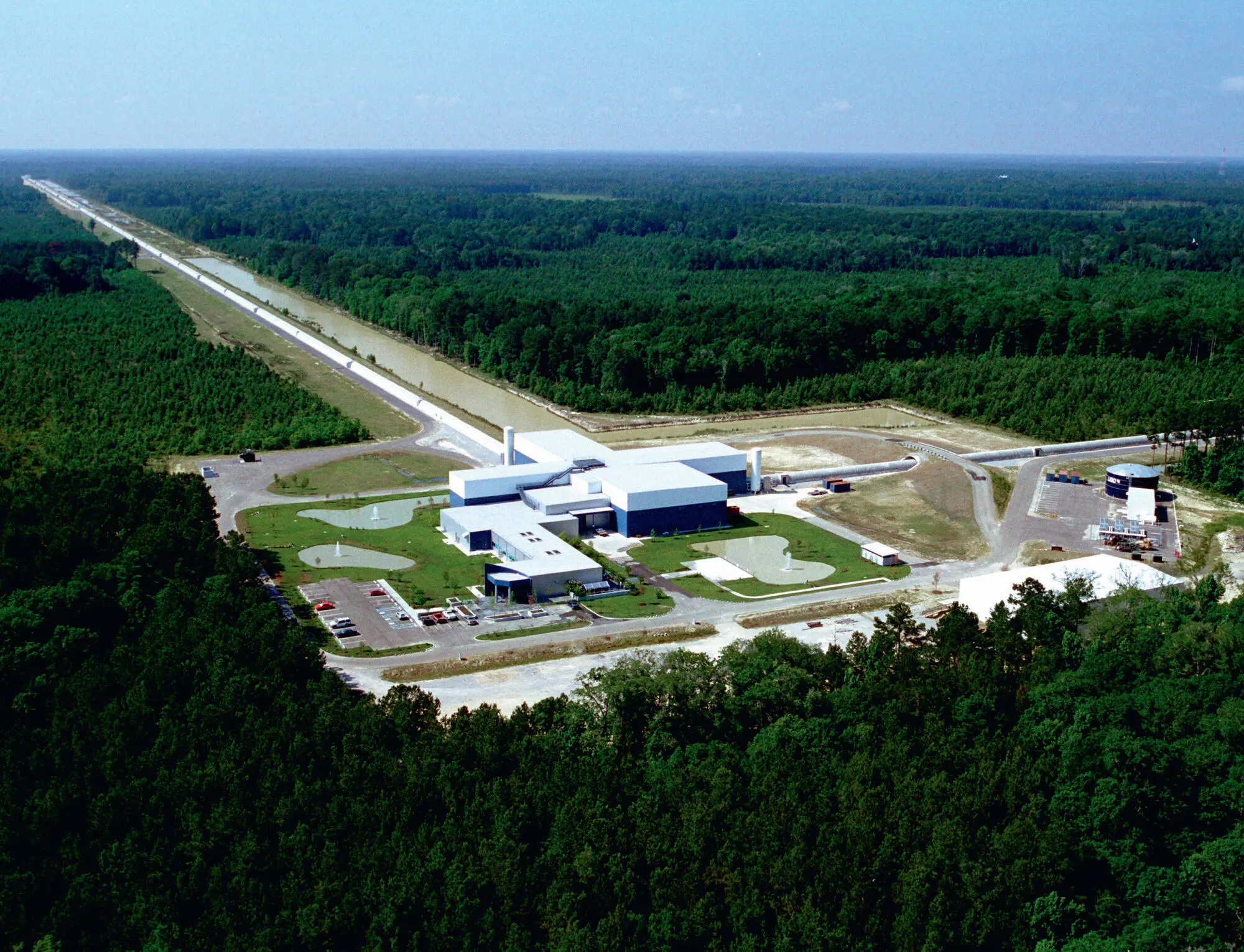 CaltechMITLigo LabsScience Photo Library LIGO gravitational wave detector - фото 3