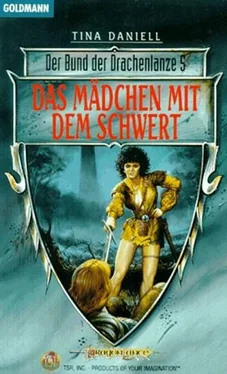 Tina Daniell Das Mädchen mit dem Schwert обложка книги