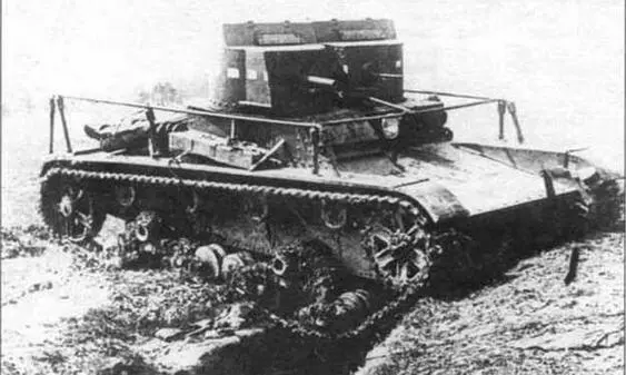 Радиотанк управления на учениях 1933 г Танк Т26 образца 1933 года В марте - фото 13
