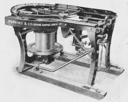 Fig 52 Hand ShingleMachine This machine is used in Sawmills in which it is - фото 33