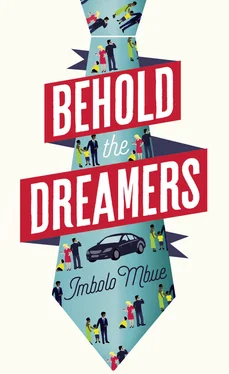 Imbolo Mbue Behold the Dreamers обложка книги