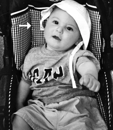 141 In the previous image a perfectly normal Tito 142 Just before he was - фото 19