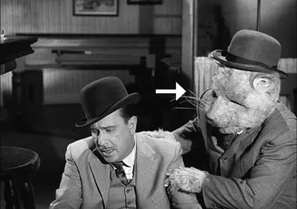 Picture Credit 122 389 In the previous image Abbott and Costello Meet Dr - фото 54