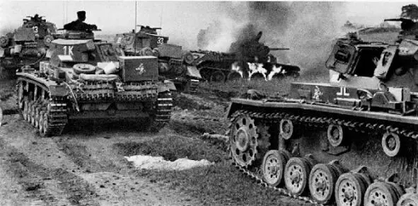 Niemiecki pancerny i płonący T3476 Ukraina 1941 r Gorący 13 sierpnia 1941 - фото 85