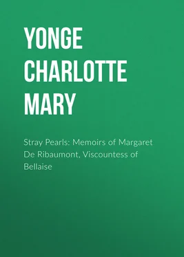 Charlotte Yonge Stray Pearls: Memoirs of Margaret De Ribaumont, Viscountess of Bellaise обложка книги
