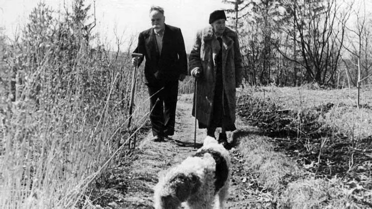 Последний приезд Елизаветы Петровны на дачу в Деденево Апрель 1957 г - фото 259
