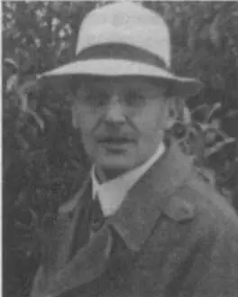 Немецкий физик Ханс Гейгер 1928 год Резерфорд смог определить что диаметр - фото 6