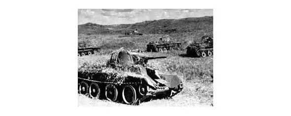 Поверженный японский танк 22 июня 1941года В числе первых принял удар немцев - фото 30