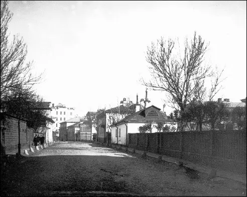 Малый Власьевский переулок в сторону Сивцева Вражка 1913 г Почти примыкает к - фото 9