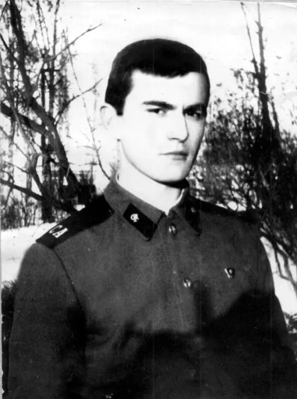 гл 4 Знакомство с местом службы Вот товарищи солдаты вы и прибыли к - фото 4