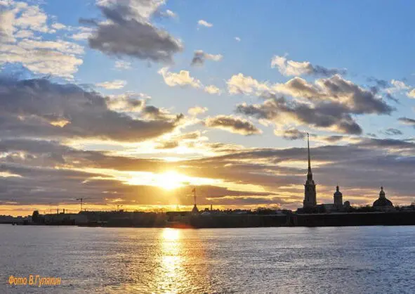 Also we were turned back into place And again Peter and Paul Fortress Evening - фото 23