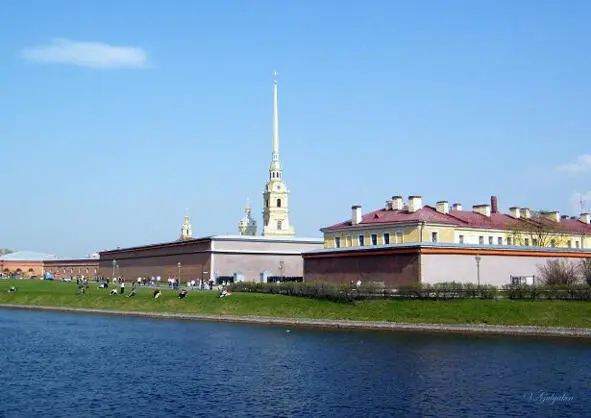 Type of The St Petersburg Peter and Paul fortress from a channel Big Neva - фото 27