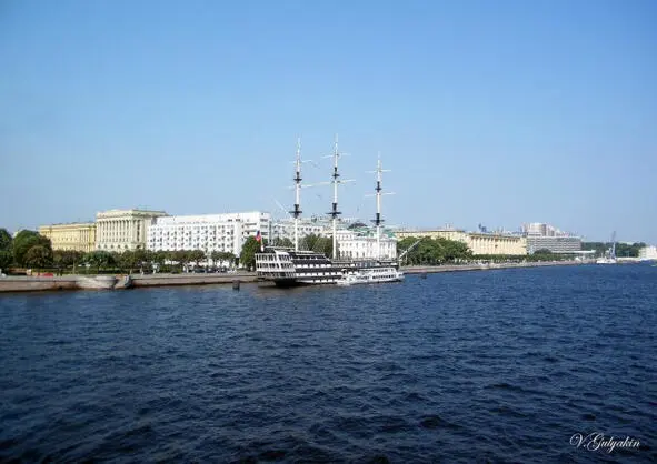 Right coast Right coast of Neva views from The Trinity Bridge Panorama of - фото 10