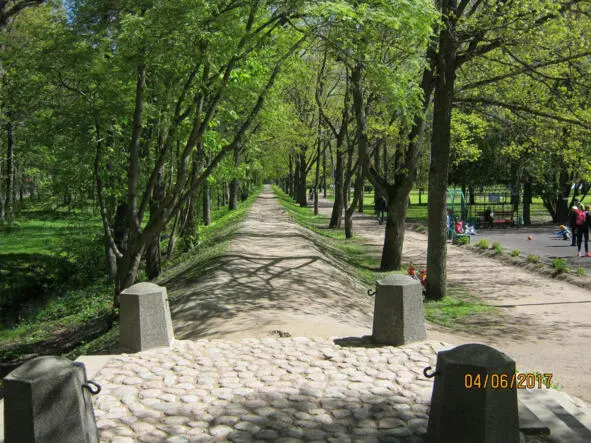 The earth strengthenings built even during war with Sweden in 1788 Natural - фото 19