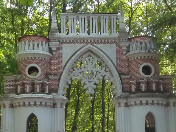 Проездные ворота в усадьбе Царицыно фото автора 2018 год В любом случае всё - фото 6