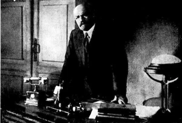 Человек с ружьемЛенин Б Щукин Театр имени Евг Вахтангова Москва 1937 - фото 3