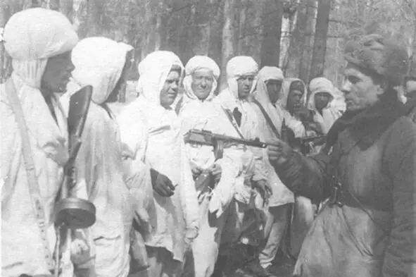 Vyazemsky landing operation Briefing of personnel German troops near Vyazma - фото 142