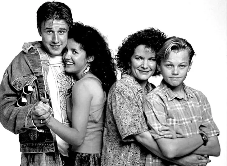 Леонардо Ди Каприо с другими актерами из сериала Родители 1990 Кадр из - фото 9