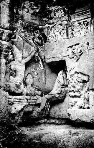 9 SURYA IN HIS CHARIOT From the Kailâsa Temple Ellora Surya is an Aryanized - фото 3
