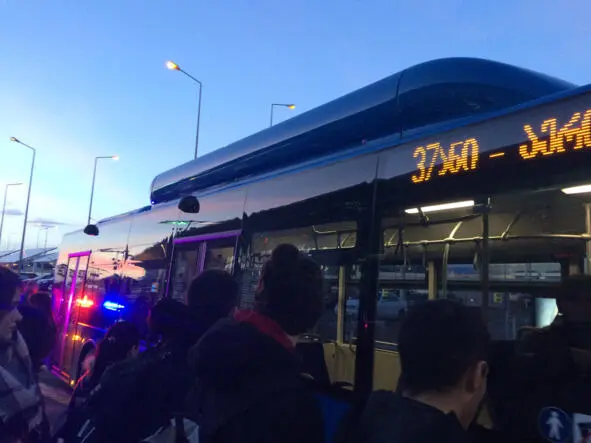 The most advantageous option is bus number 37 In the daytime he drives quite - фото 18