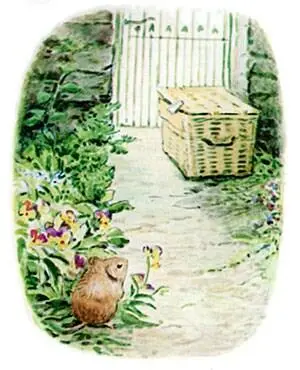 The gardener left the hamper by the garden gate so that the carrier could pick - фото 1