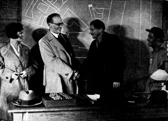 ТемпСцена из спектакля Театр имени Евг Вахтангова Москва 1930 Темп - фото 3