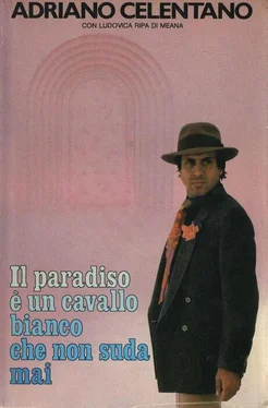 Адриано Челентано Рай – это белый конь, который никогда не потеет (ЛП) обложка книги