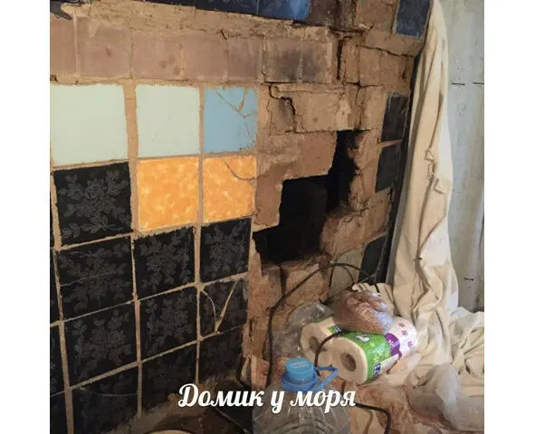 Кровать местами провалилась а местами выпирали пружины и перекладины В ночи - фото 8