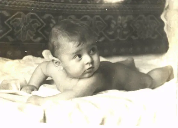 У нас родился второй сын которого мы назвали в память моего отца Константином - фото 9