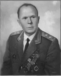 А И Соколов Ю Ф Кравченко Киев В В Щербицкий Л И Брежнев И - фото 134