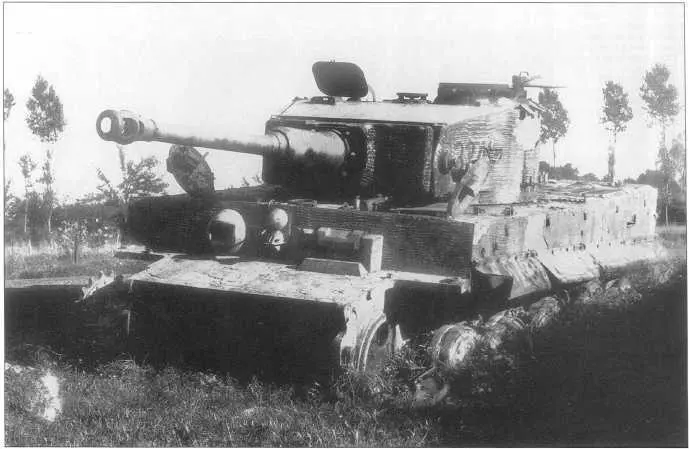 Германские тяжелые танки Тигр I во Франции Лето 1944 года Pz - фото 204