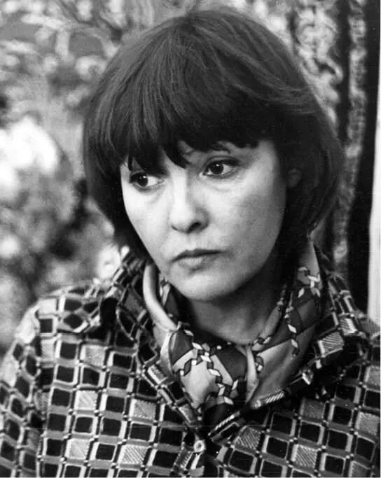 Белла Ахмадулина Эльдар нежно пела Белла ты должен думать о своем - фото 8