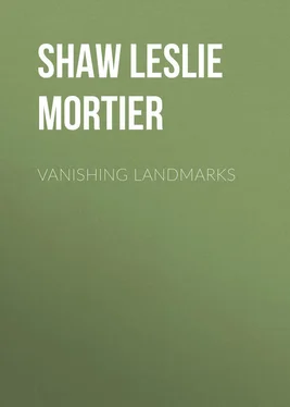 Leslie Shaw Vanishing Landmarks обложка книги