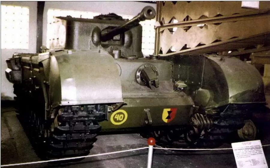 Огнеметный танк Churchill Crocodile и бронированный прицеп для огнесмеси в - фото 64