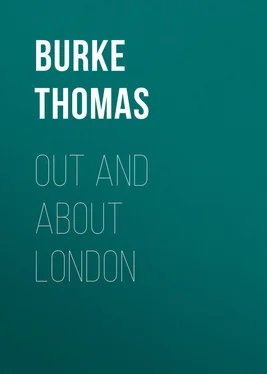 Thomas Burke Out and About London обложка книги
