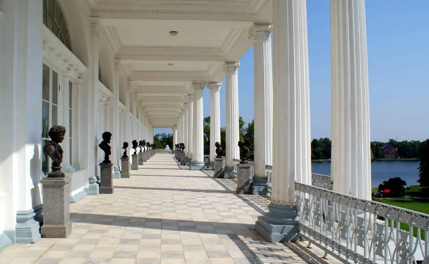 Екатерина Великая стремясь показать себя просвещённым монархом во всём - фото 13