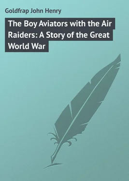 John Goldfrap The Boy Aviators with the Air Raiders: A Story of the Great World War обложка книги
