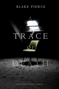 Blake Pierce A Trace of Death обложка книги