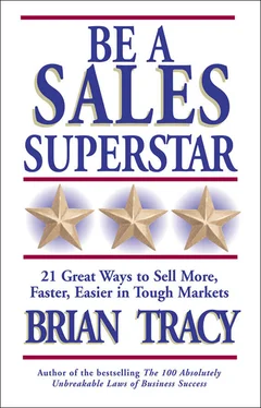 Brian Tracy Be a Sales Superstar. 21 Great Ways to Sell More, Faster, Easier in Tough Markets обложка книги
