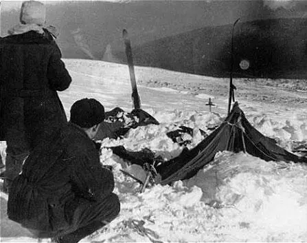 The Dyatlov groups tent after its partial excavation Yury Koptelov is near - фото 17
