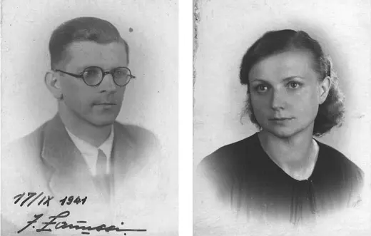 Батько Єжі Зануссі та мама Ванда Зануссі 1941 р Памятаю рештки - фото 1