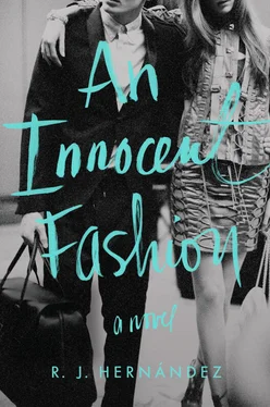 R. Hernández An Innocent Fashion обложка книги