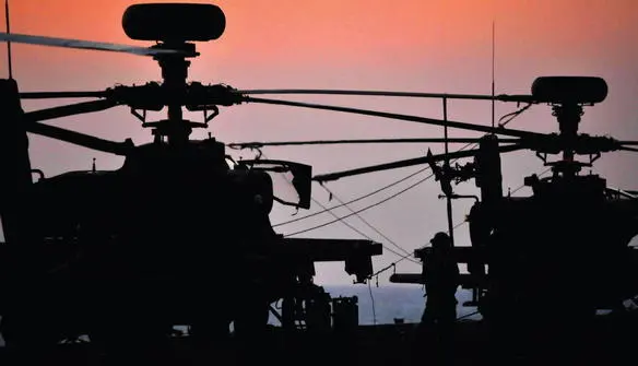 Sunset engineering complete airtesting complete weapons loaded two Apaches - фото 27