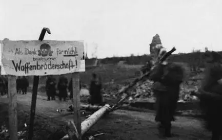 German message in burned Muonio photographed October 31 1944 The sign says - фото 30