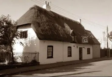 Green Dragon Inn in Llancadle proper Chapter Thirteen People of Note 50 - фото 26