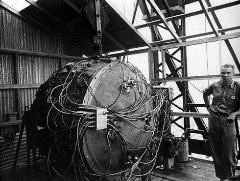 Partial Assembly of an Atomic Bomb Chapter Two Turning of Wheels - фото 3