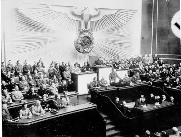 Hitler announces the German invasion of Poland to the Reichstag in the Kroll - фото 14
