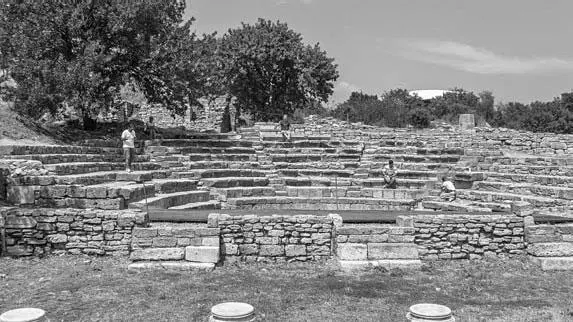 Fig 19The Roman odeum of Troy 9 from 85 BC till 500 AD When Fimbria - фото 19