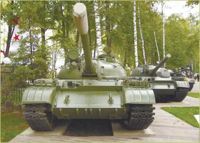 Средний танк Т55А в Музее техники В Задорожного 2010 год У танка - фото 49