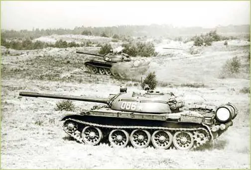 Танк Т54Б модернизированный Т54А в атаке 1974 год Дело в том что - фото 56